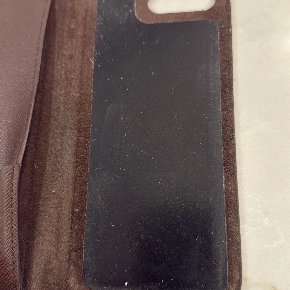 Authentic Louis Vuitton Folio I phone case